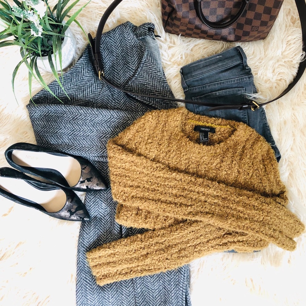 Forever 21 Crop Sweater